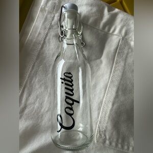 Coquito Glass Bottle with Flip Top 12qty.